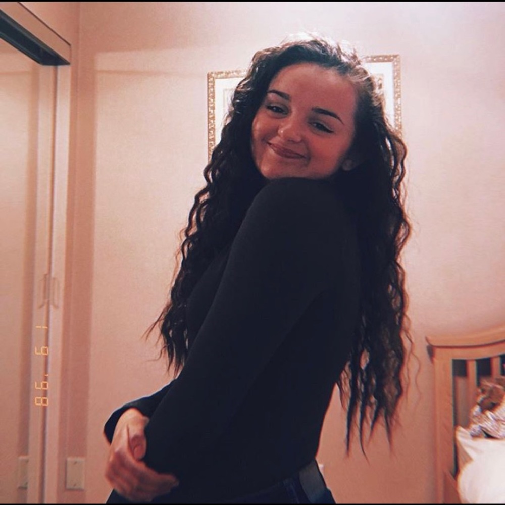 Meet your Posher, Samantha